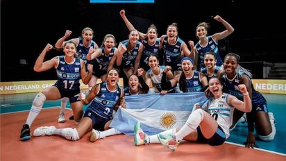 Las Panteras vencieron a Colombia y pasaron de ronda en el Mundial