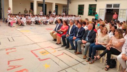 Grahovac inauguró obras en Las Acequias y Coronel Moldes