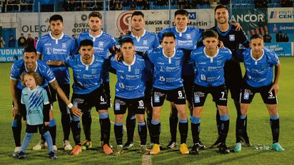 En un cruce de película, Estudiantes le ganó una verdadera final a Dep. Morón