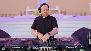 García Cuerva deslizó la posibilidad de que el papa León XIV visite la Argentina antes de fin de año