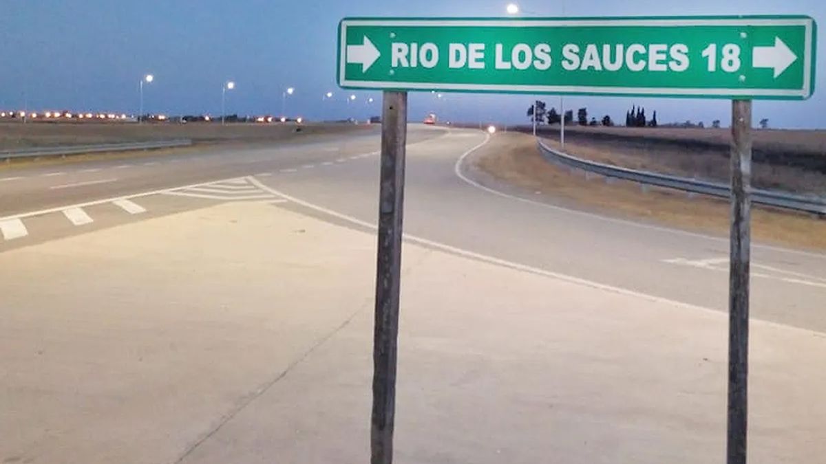 Avanza el proyecto para pavimentar el camino entre Elena y Río de los Sauces.