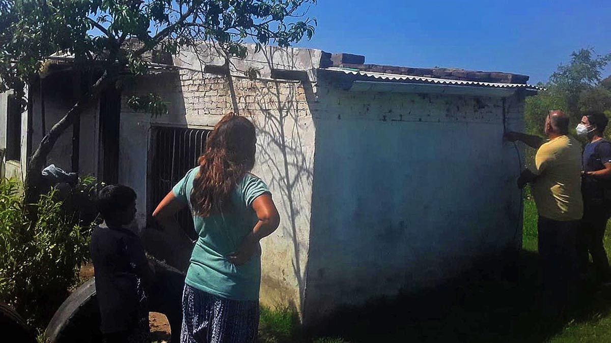 Una mujer y sus 5 hijos perdieron todo en un incendio y los ayudan a ...