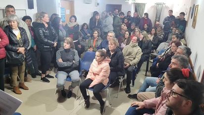 Vecinos de Coronel Moldes se reúnen y toman medidas frente a la inseguridad
