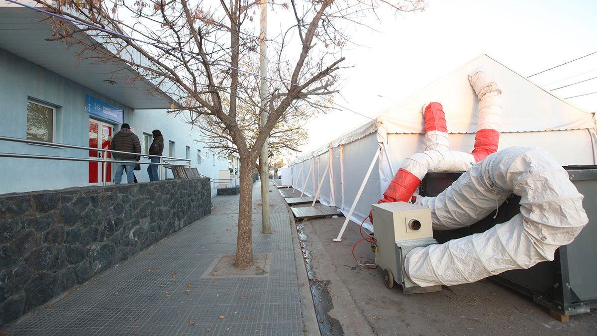 La estructura se montó a la vera del Hospital.
