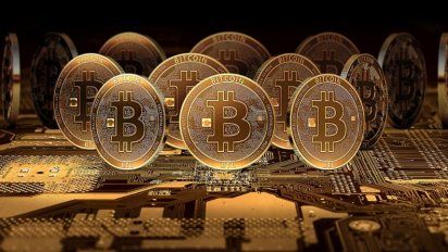 Tiempos de vacas flacas para el negocio de la “minería” de criptomonedas