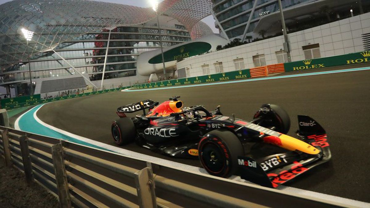 Max Vestappen con el mejor tiempo en los entrenamientos del viernes en Abu Dhabi