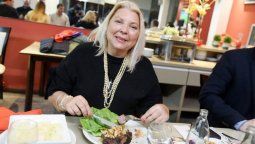 Carrió lanzó mensajes irónicos ante la cumbre de la UCR con el Gobierno