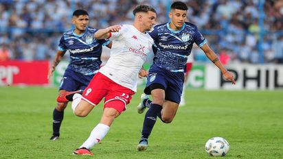 Huracán superó a Atlético Tucumán y se aseguró su clasificación en el primer puesto