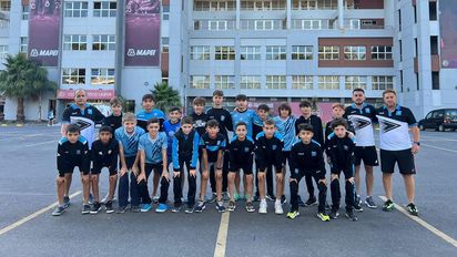 Estudiantes visita a Club Atlético Lanús para jugar un torneo nacional de juveniles