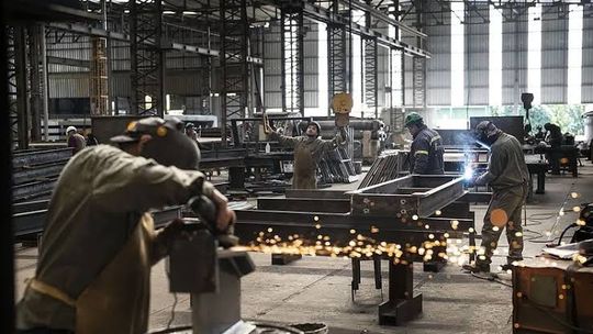 El crecimiento de la mora y los cheques rechazados está impactando sobre la cadena de pagos. El crecimiento de la mora y los cheques rechazados está impactando sobre la cadena de pagos.