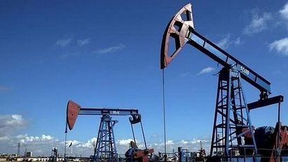 El petróleo se acerca a los US$100 por la escalada bélica entre Estados Unidos e Irán