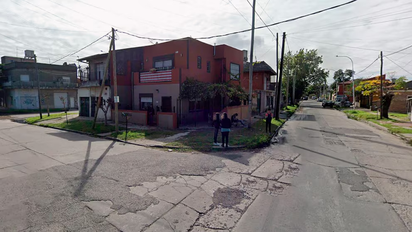 Un joven de 20 años fue asesinado a puñaladas: la principal sospechosa es su novia de 16