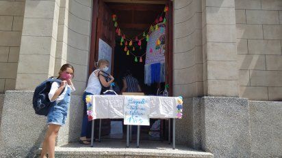 Promueven la donación y el intercambio de uniformes escolares