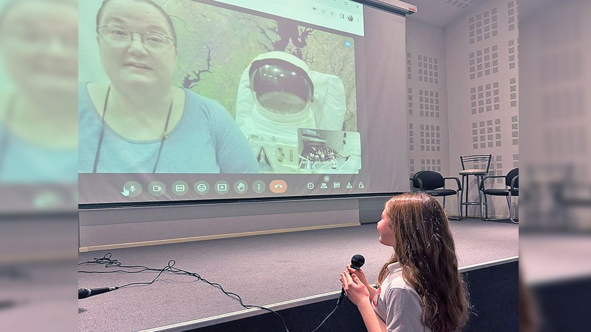 The focus of a conversation between experts from NASA and students from La Merced