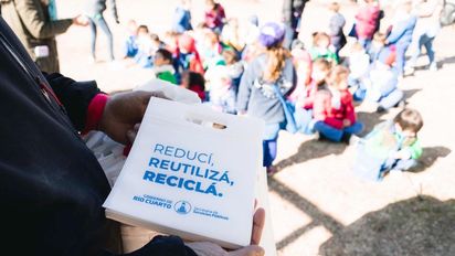 Día del Reciclaje: concientización y ecocanje en la costanera sur