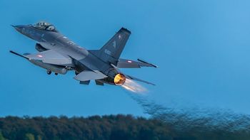 Uno de los seis nuevos F-16 Fighting Falcon que llegarán al Área Material de Río Cuarto Uno de los seis nuevos F-16 Fighting Falcon que llegarán al Área Material de Río Cuarto