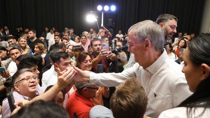 Schiaretti alambra el territorio para evitar la fuga de votos peronistas