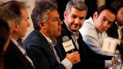Previo al cierre de alianzas, la UCR se reúne con el gobierno