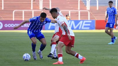 Huracán empató con Godoy Cruz y le pierde pisada al líder Vélez