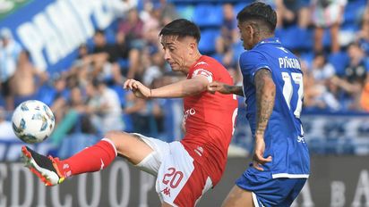 Vélez derrotó 1 a 0 a Huracán con un agónico gol de Emanuel Mammana