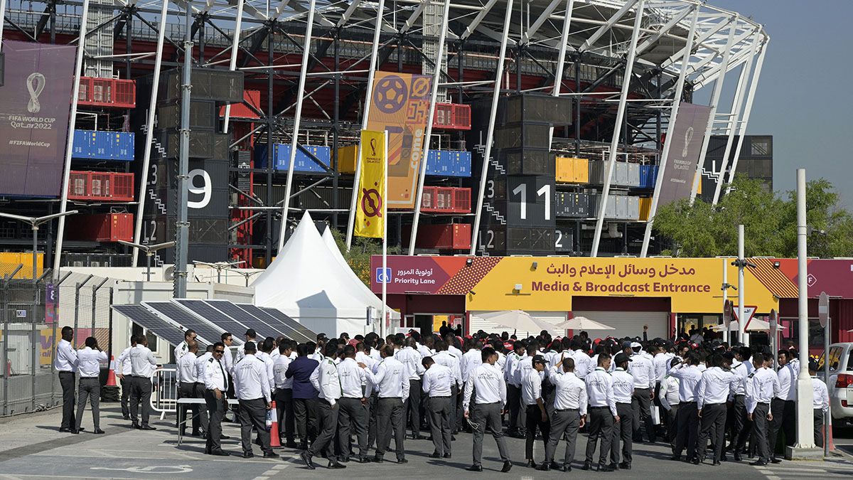 El personal del impresionante operativo de seguridad en Qatar 2022