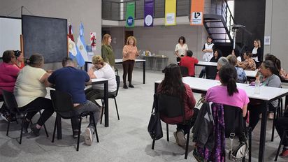 Con 30 alumnos, Coronel Moldes reabrió la primaria para adultos