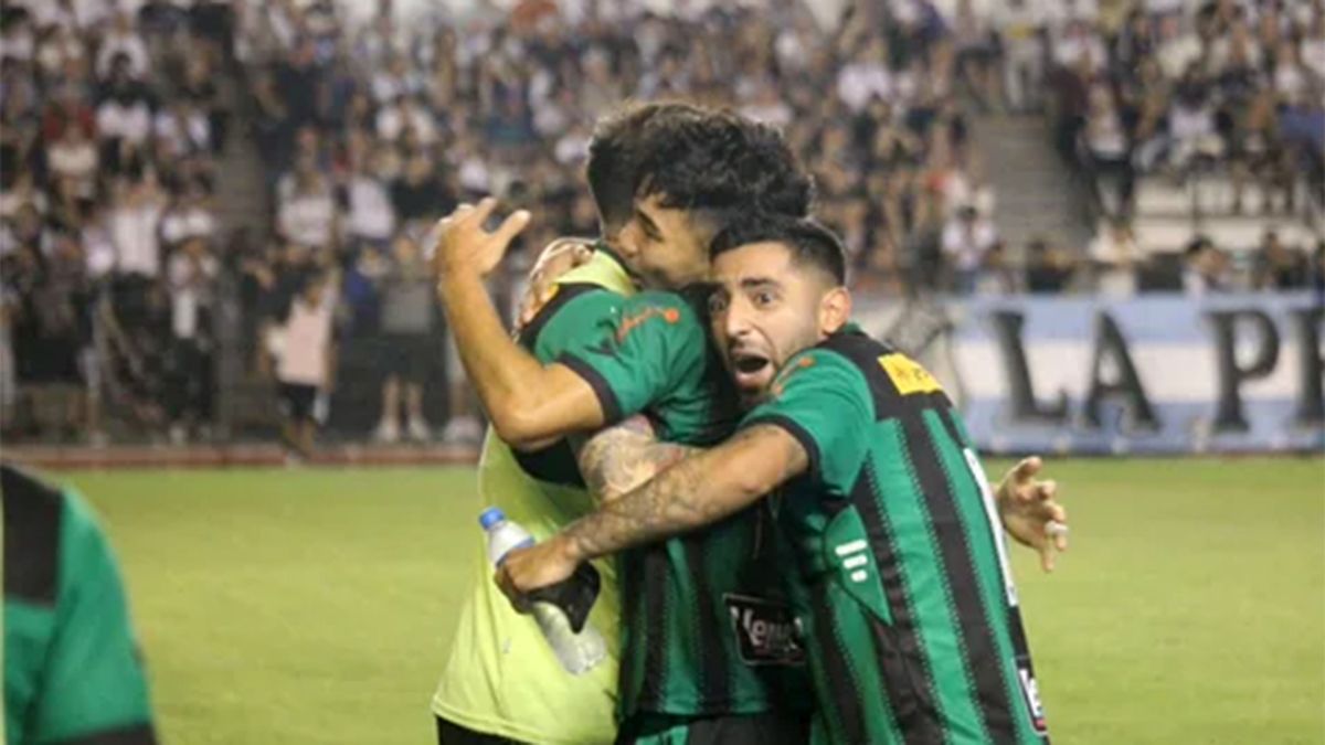 Nazareno Funez le dio la victoria a San Martín de San Juan ante All Boys en Floresta.