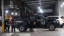un vehiculo sospechoso motivo un allanamiento en una cochera centrica
