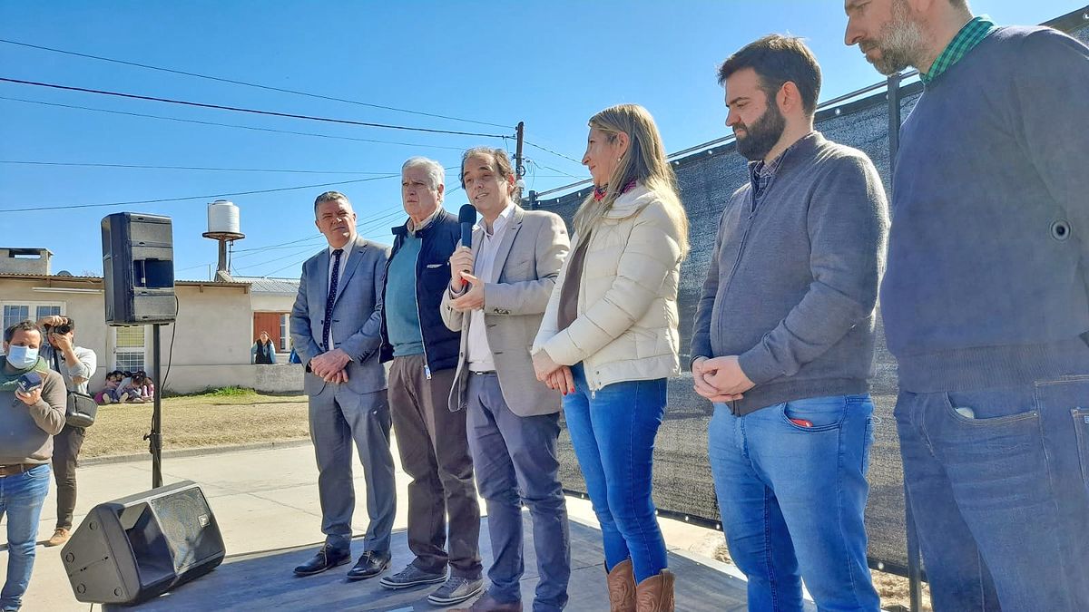 Llamosas habilitó 20 nuevas cuadras de pavimento en Alberdi