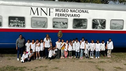 El Tren Museo Itinerante llegó a Berrotarán llevando historia y películas