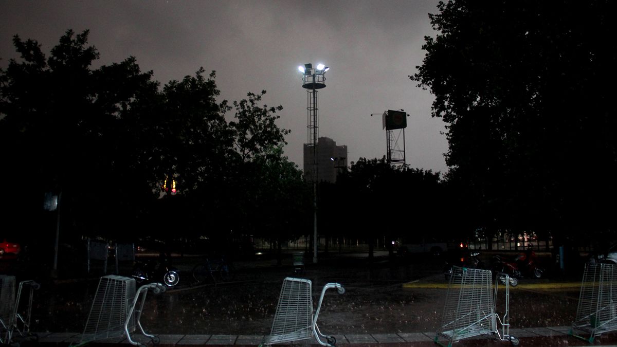 Cerca de las seis de la tarde