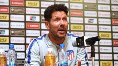 Simeone aseguró que dirigirá en Italia