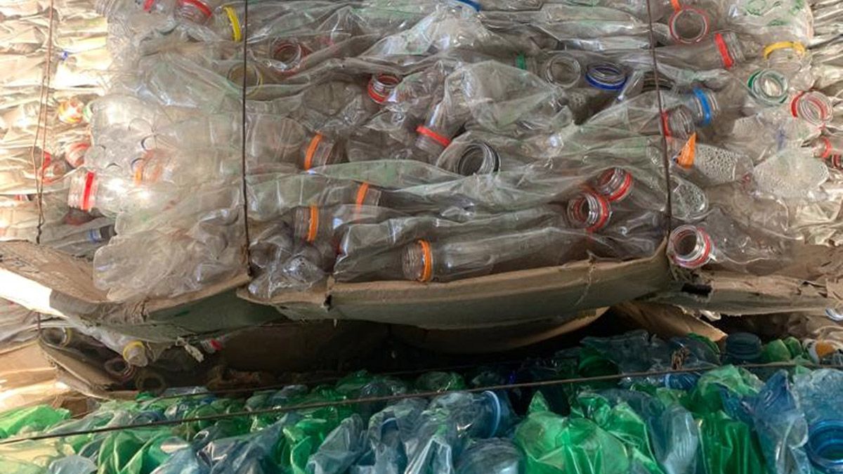 Huinca acopió 1.700 kilos de basura en fardos reciclables