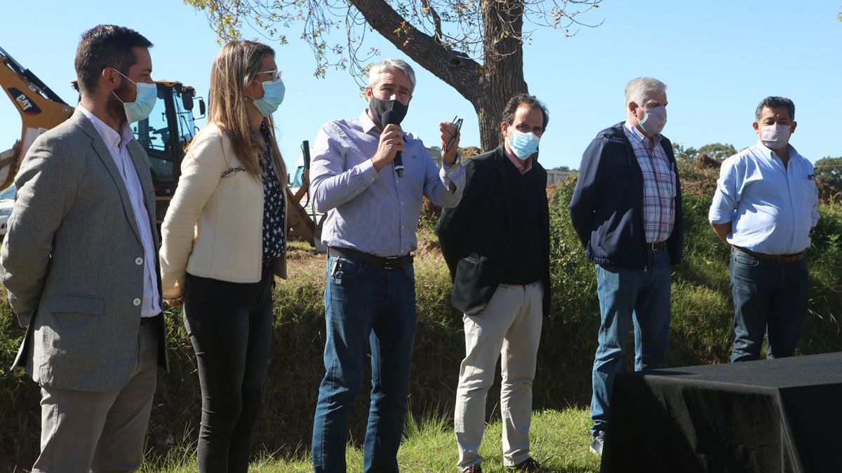 Los desagües beneficiarán a vecinos de los barrios Fénix y Ajeproc