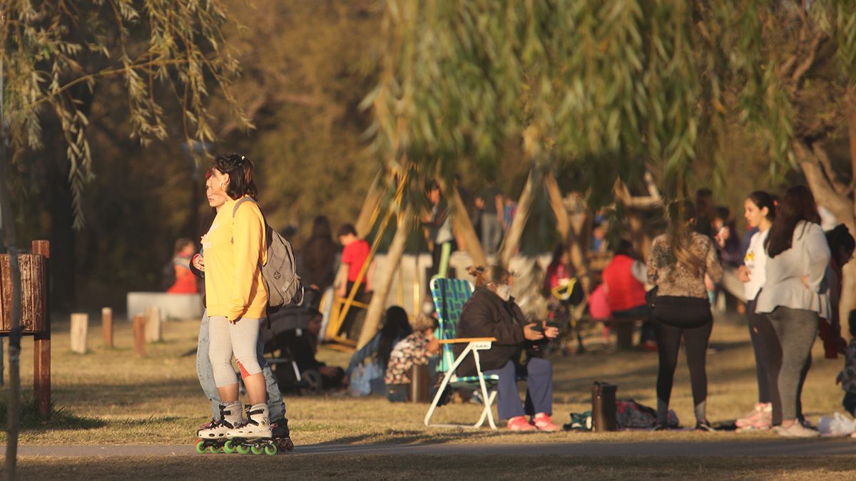 Los riocuartenses realizaron salidas de esparcimiento.