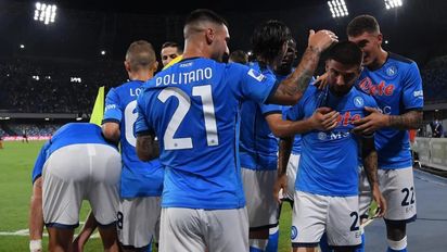 Napoli derrotó a Venezia y comparte la cima de la Serie A con Atalanta