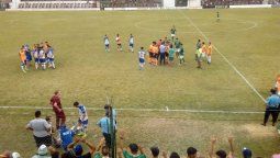 La tarde de fútbol del domingo se opacó por un incidente
