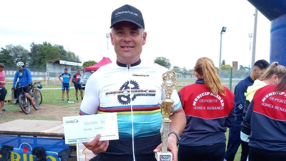 Ciclismo: Saúl Rosa triunfó en Huinca Renancó