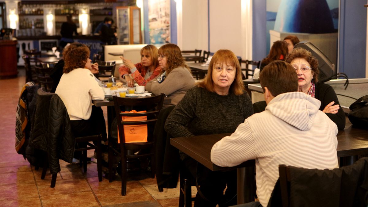 Los locales gastronómicos se prepararon para recibir a los amigos.