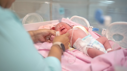 Intercambio de bebés en Córdoba: Indemnización millonaria para tres mujeres
