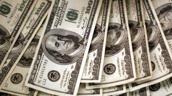 El blue subió hasta los $1.075