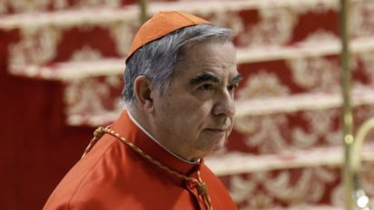 El cardenal Becciu se retira formalmente de participar en el cónclave para elegir papa