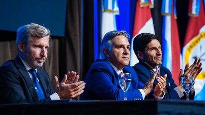 Pullaro, Frigerio y Llaryora celebraron la baja permanente de retenciones