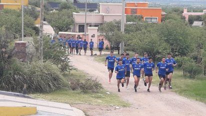 Atenas comenzó la puesta a punto en Carpintería