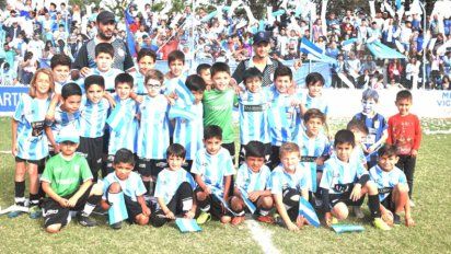 San Basilio y Vicuña Mackenna reciben las finales de las divisiones inferiores