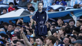 El Monumental explota por la despedida de Messi: canciones El Monumental explota por la despedida de Messi: canciones