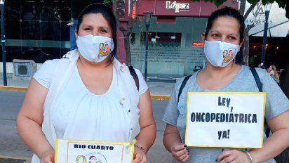 Se manifiestan para insistir por una Ley Nacional Oncopediátrica