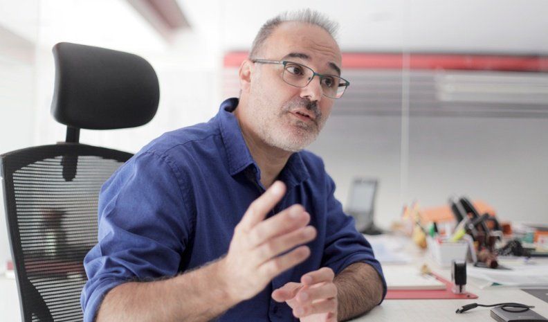 El docente, productor, guionista y director de cine villamariense Fernando Musa dictó una capacitación en la ciudad.