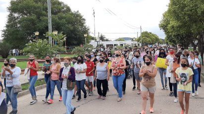 Multitudinaria marcha por una víctima de violencia de género en Santa Eufemia