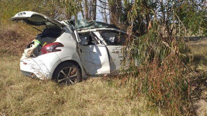 Un funcionario provincial volcó en ruta 27 entre Jovita y Mattaldi